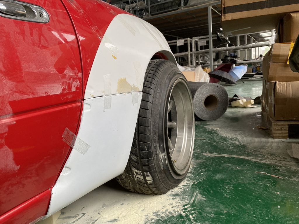 Corner Flares ( Matching the Overfenders Kit Type 2) For Miata NA